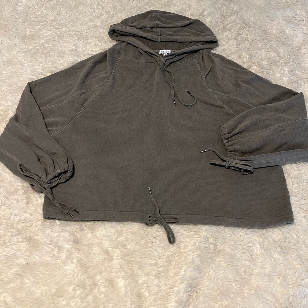 𝅺splendid Hoodie